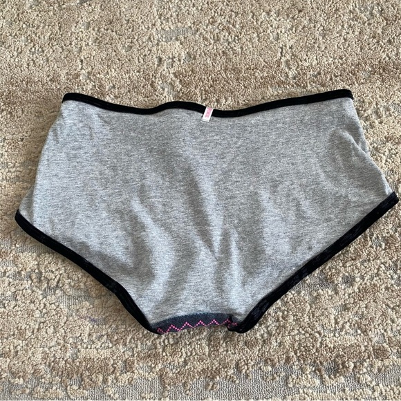 PINK Victoria’s Secret Boy Short Boxer Velvet Trim Cotton Used Panties: Medium - Picture 5 of 6
